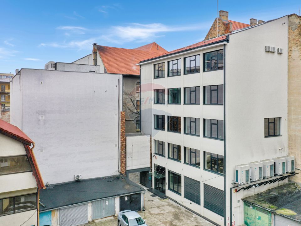 616.7sq.m Commercial Space for sale, Ultracentral area