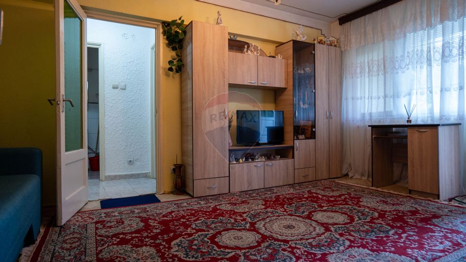 Oferta - Vanzare apartament 2 camere,  în zona Basarabia