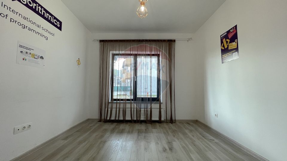 2 room Apartment for rent, Tractorul area