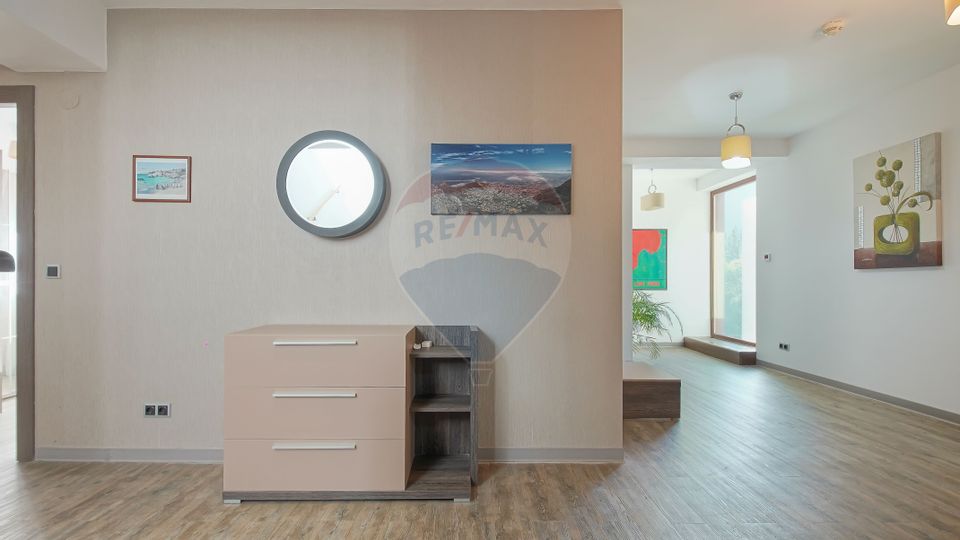 EXCLUSIVITATE ÎN POIANA BRAȘOV – PENTHOUSE IMPRESIONANT DE 268 MP