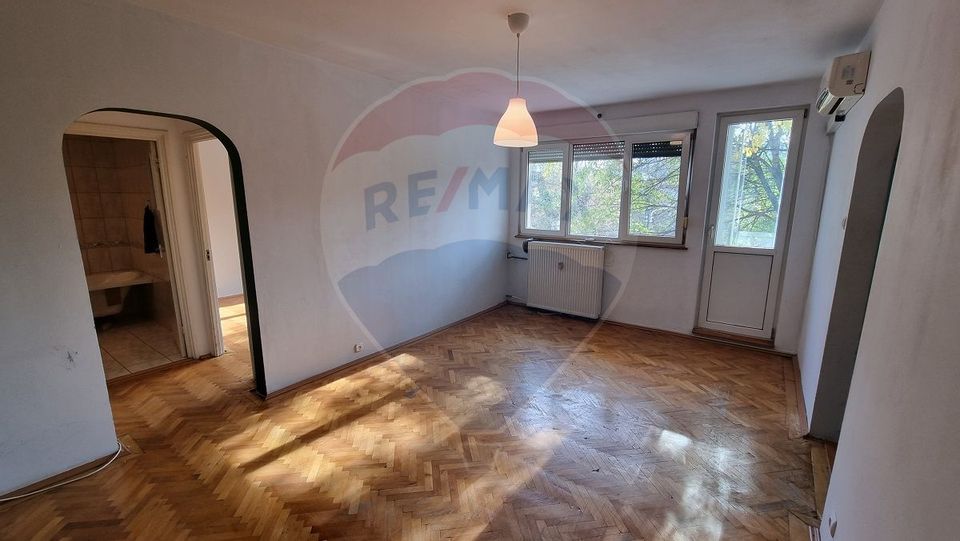 Apartament cu 2 camere de vânzare în zona Chibrit