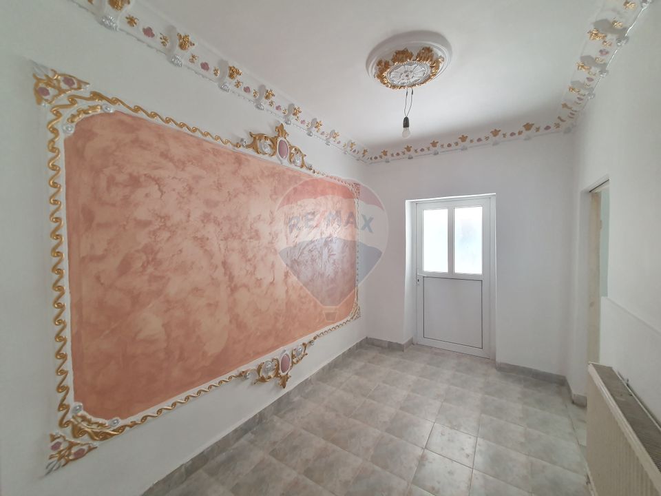 3 room House / Villa for sale, Dragasani area