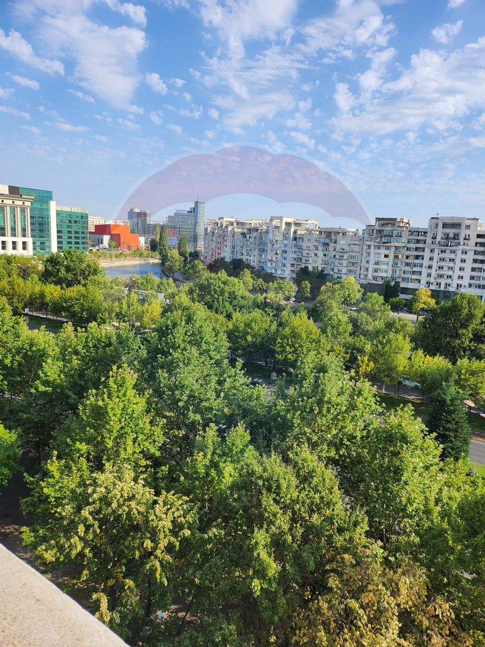 Apartament cu 2 camere în zona Unirii