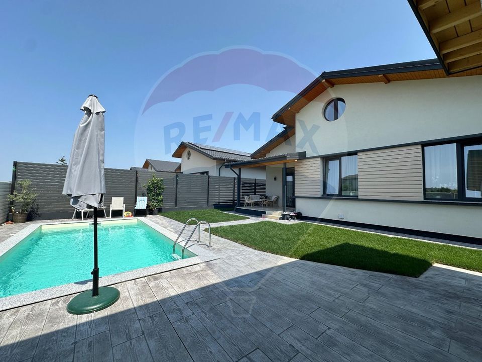 4 room House / Villa for sale