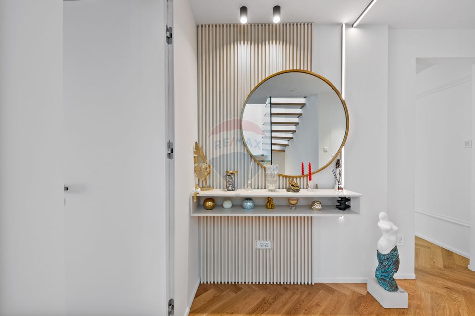 5 room House / Villa for sale, Central area