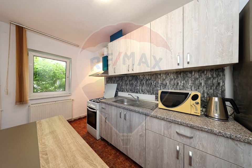 Locuintă sau afacere! Bld. Grivitei, 2 camere