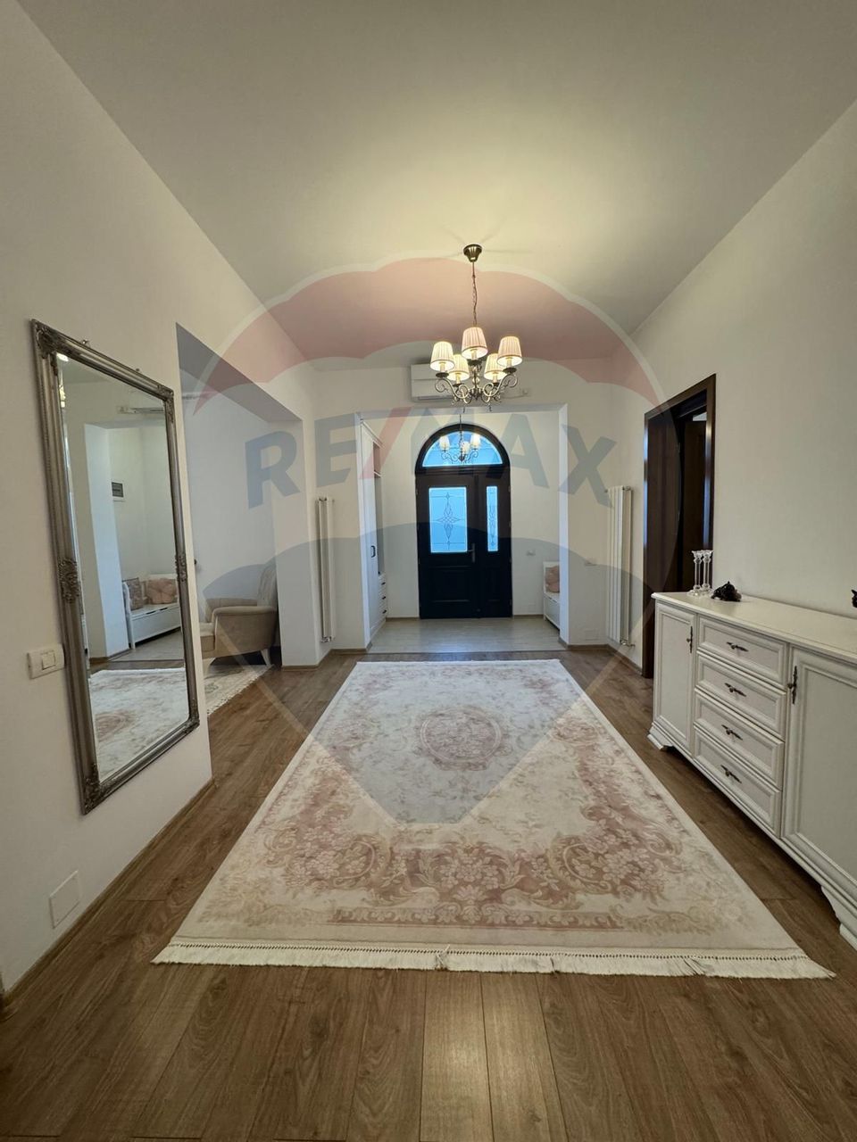 Casă stil boieresc,zona centrala, teren 450mp, comision zero