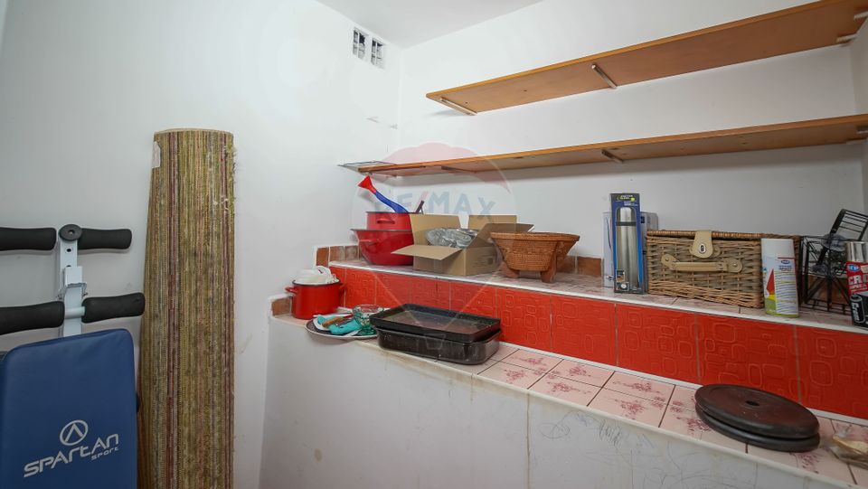 4 room House / Villa for sale, Schei area