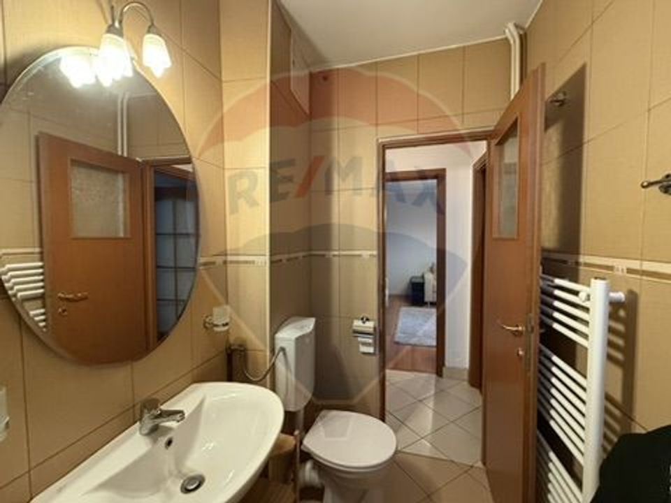VANZARE Apartament cu 2 camere in zona Favorit / Drumul Taberei