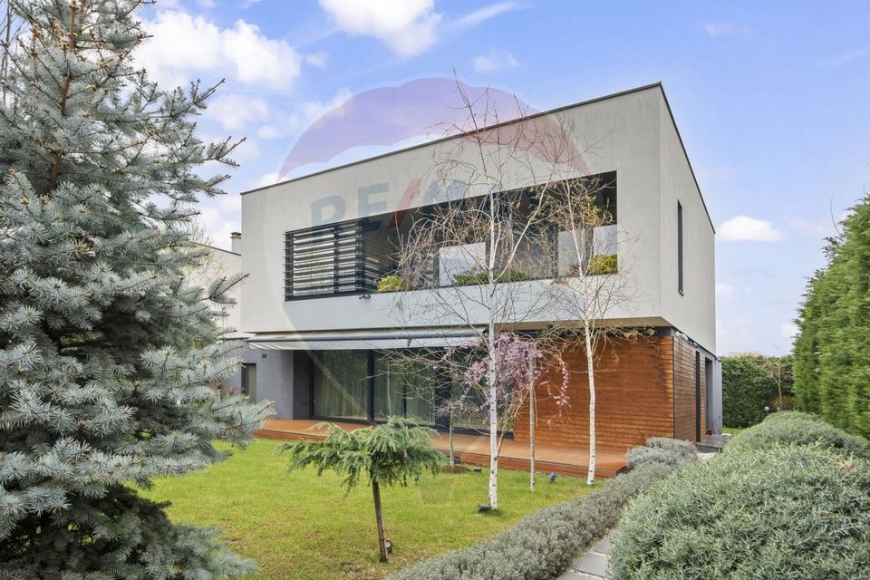 6 room House / Villa for sale