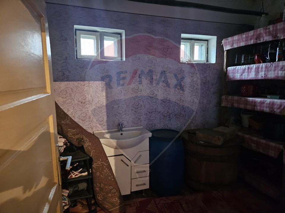 Casă / Vilă cu 4 camere de vânzare