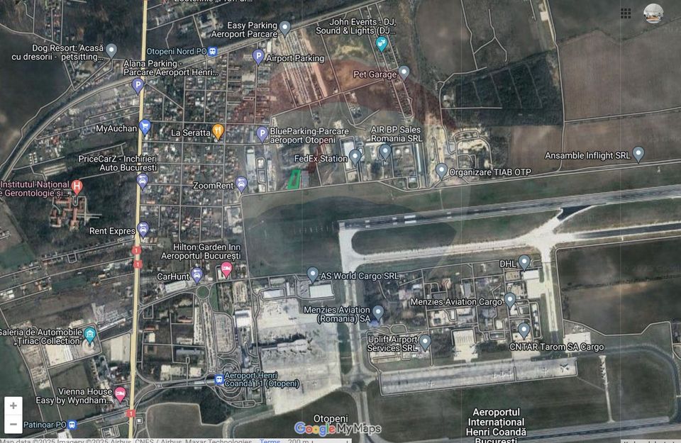 Presentation of Land for Sale – Mixed Area of Housing and Services