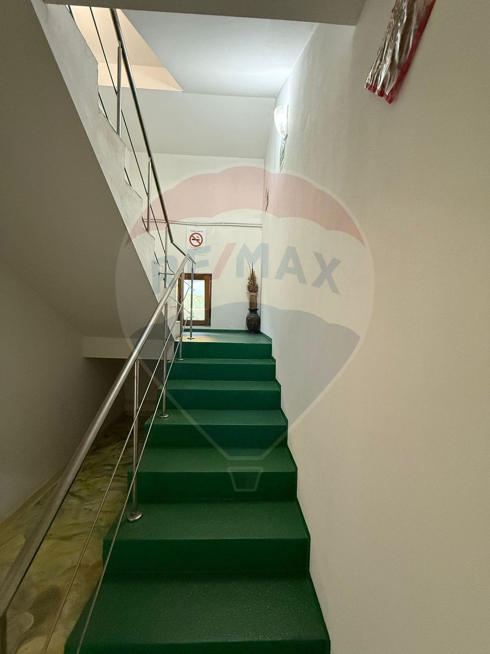 Pensiune cu 23 camere de vânzare in Mamaia Sat