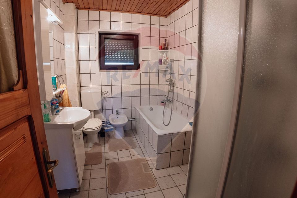 Casă / Vilă în zona Gura Humorului