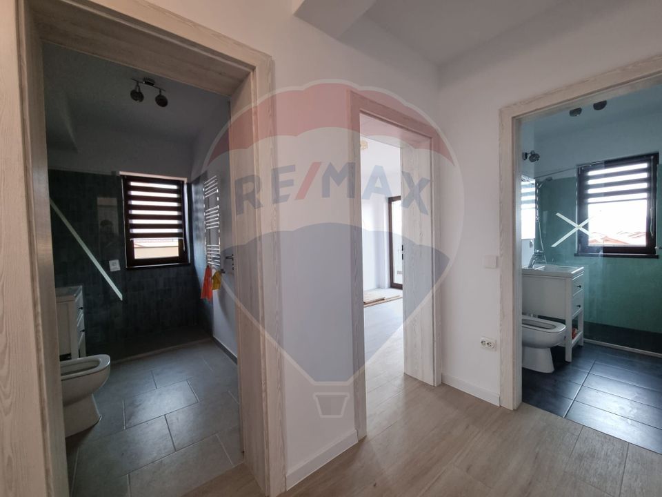 Penthouse 3 camere și loc de parcare, de închiriat, Cristian(REZERVAT)