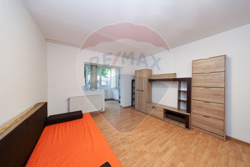 Locuintă sau afacere! Bld. Grivitei, 2 camere