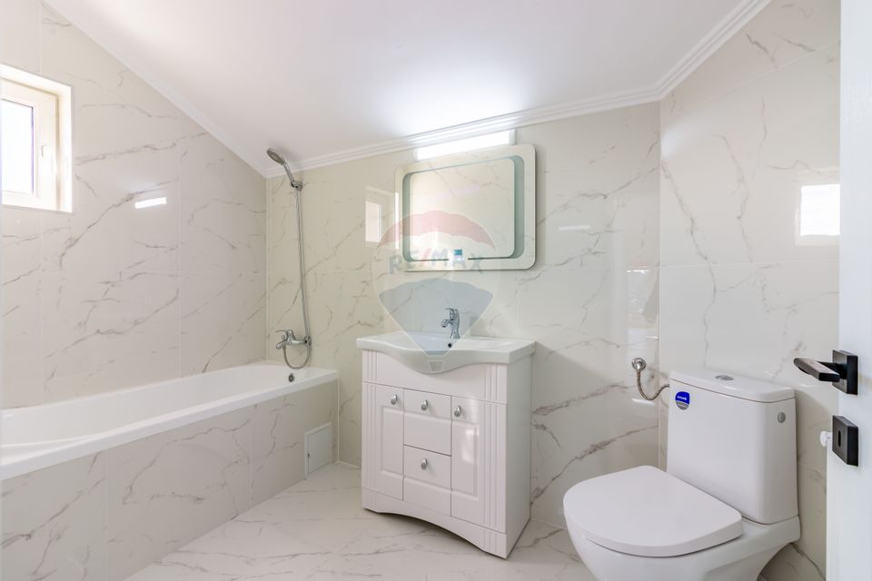 Casă / Vilă în centrul orasului Buftea, autobuz, hipermarket, piata