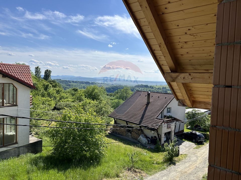 5 room House / Villa for sale