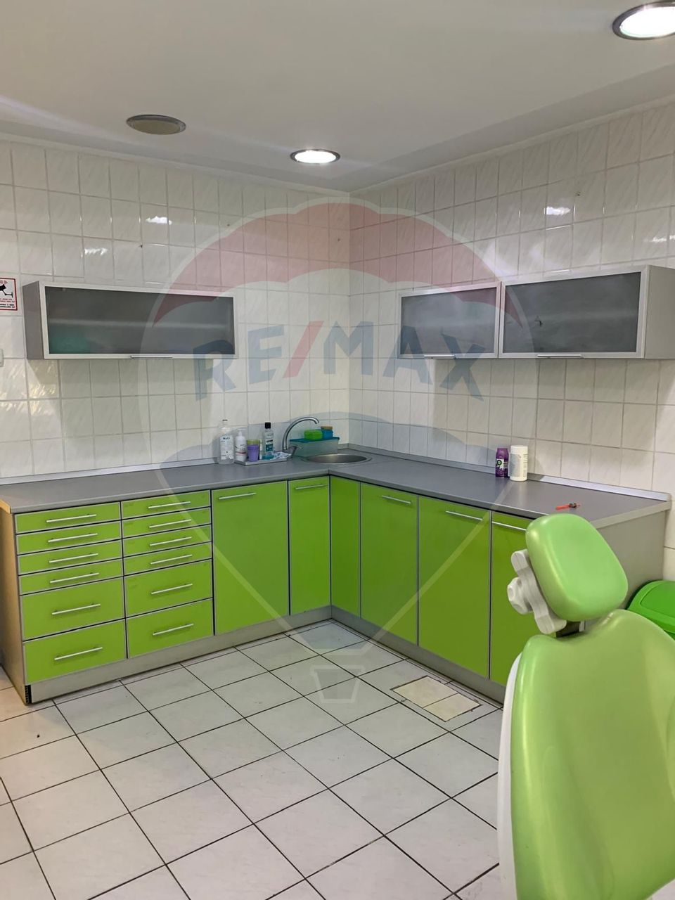 Rental of fully equipped dental office Dristor