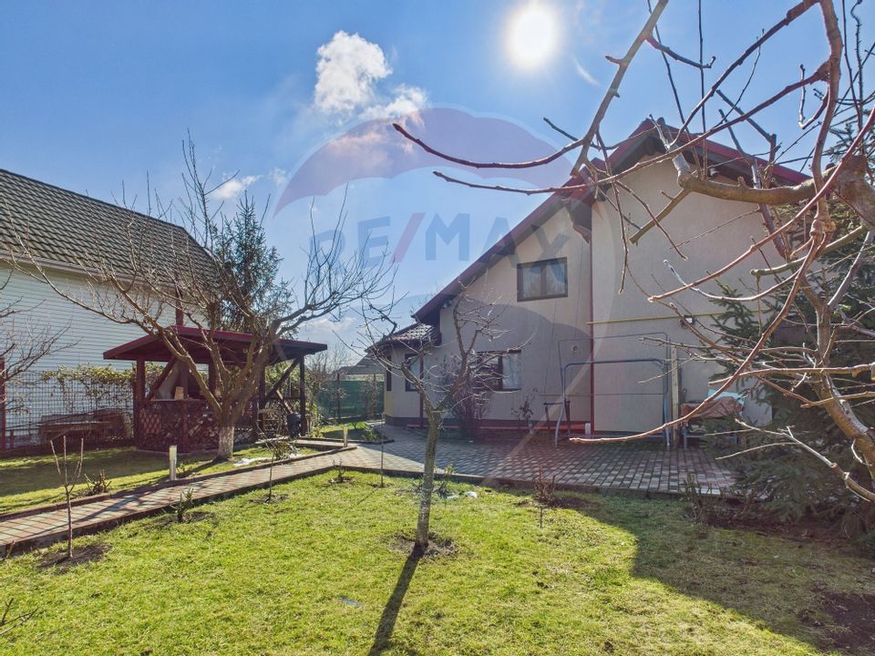 Casa de vanzare 5 camere in Ciolpani Ilfov