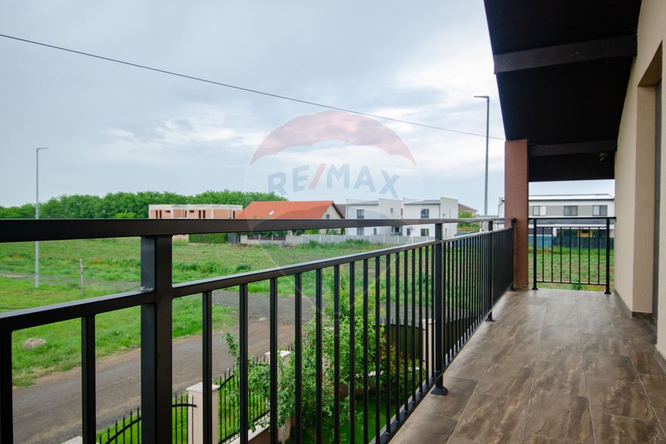 5 room House / Villa for sale