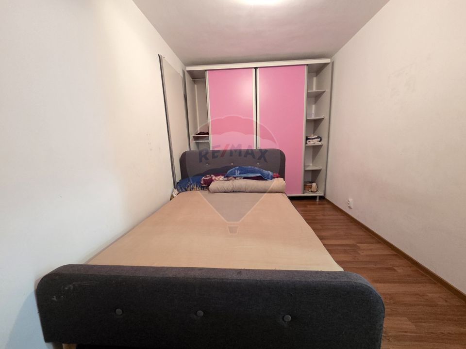 Apartament 3 camere etaj 1, Sud