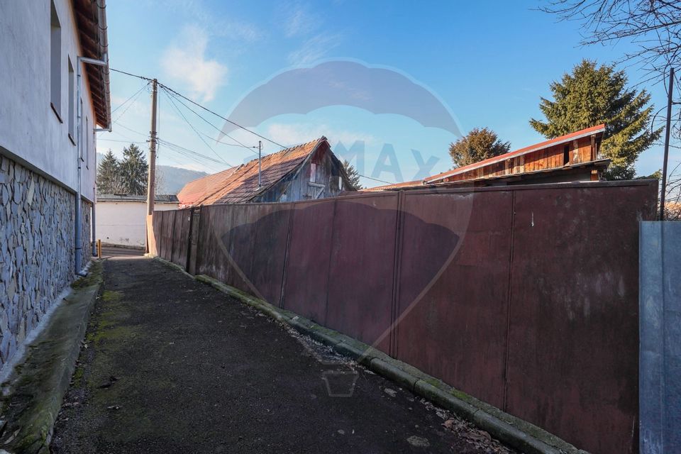 Casă cu 1 camera de vânzare în zona Centrul Istoric