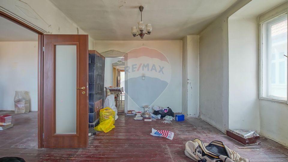 5 room Apartment for sale, Central area