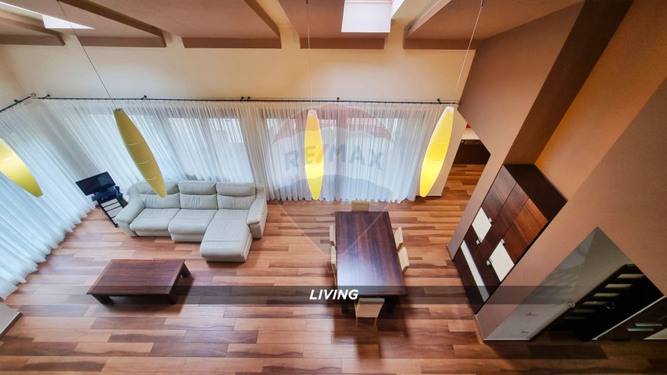 Casă la cheie, proprietate deosebită în Buzești, P+E și teren 3657 mp