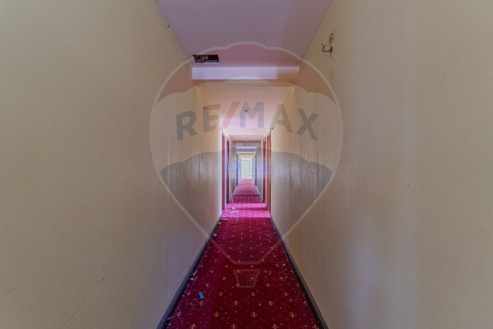 Activ Hotelier SubEvaluat | 18.000 mp construiti | 3 ha teren | BRASOV
