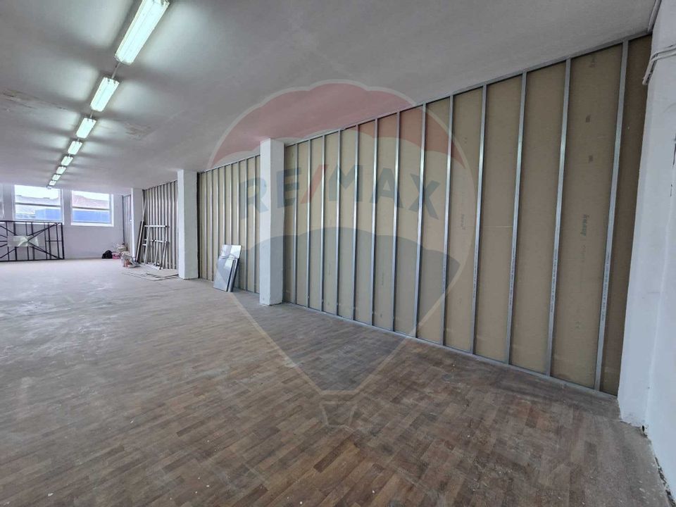 Hala de caramida 500 mp.