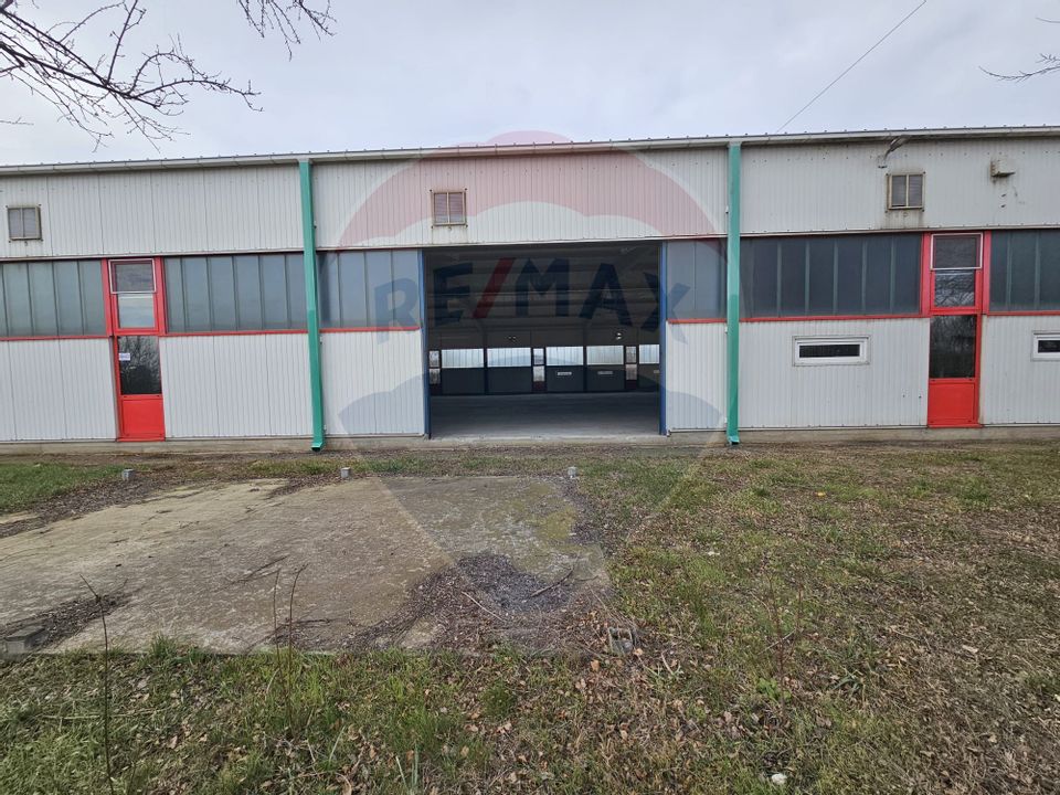760sq.m Industrial Space for rent, Periferie area