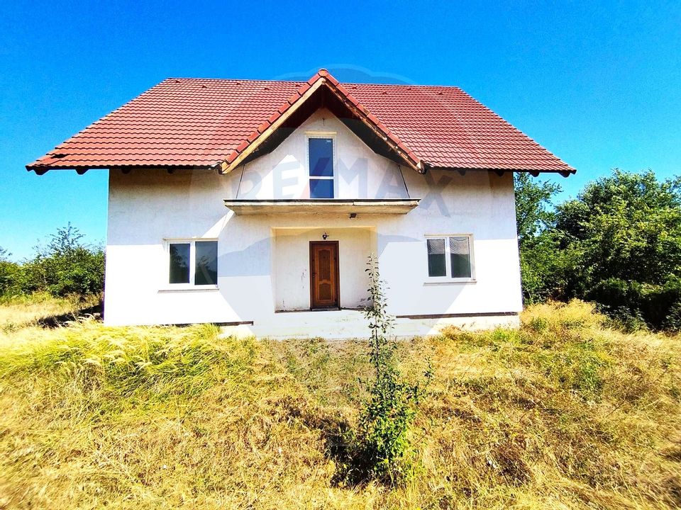 5 room House / Villa for sale