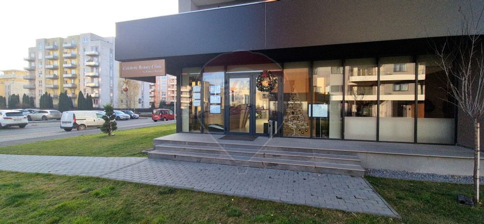 18sq.m Commercial Space for rent, Avantgarden area