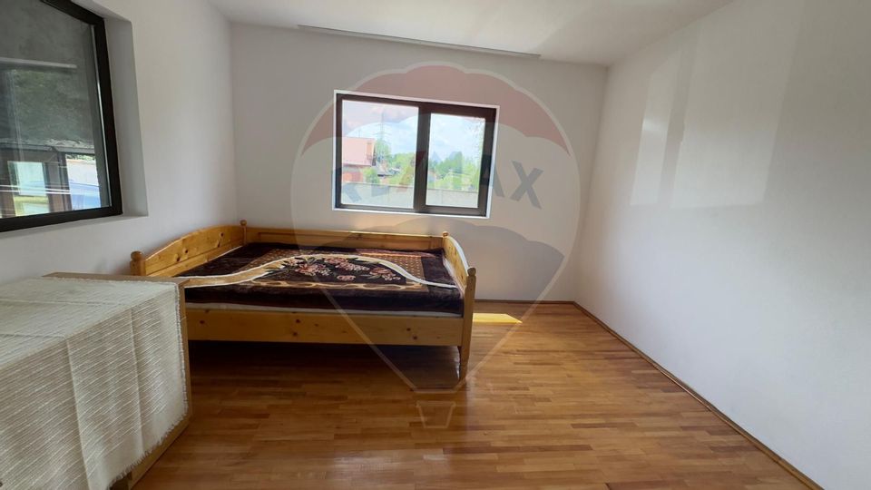 20 room House / Villa for sale