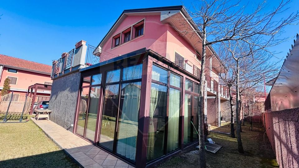6 room House / Villa for sale, Faleza Nord area