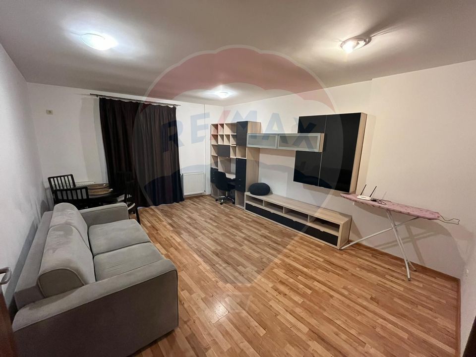 2 room Apartment for rent, Titan area