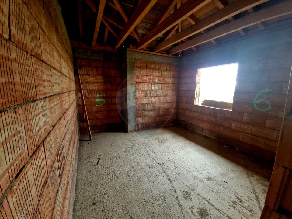 Casă Nouă cu Teren Generos – Borlești, Neamț