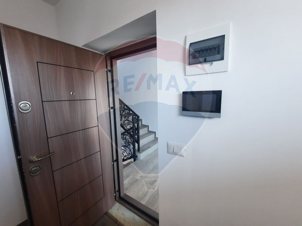 9 room Apartment for sale, Central area