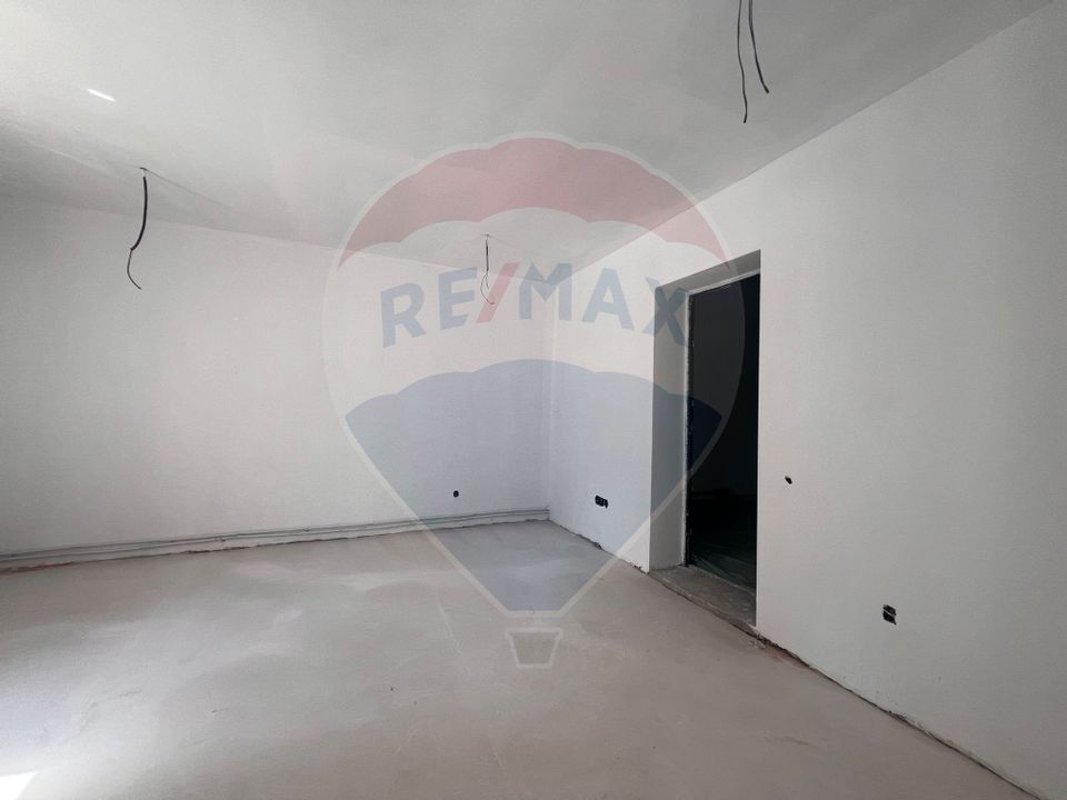 95sq.m Commercial Space for rent, Grigorescu area