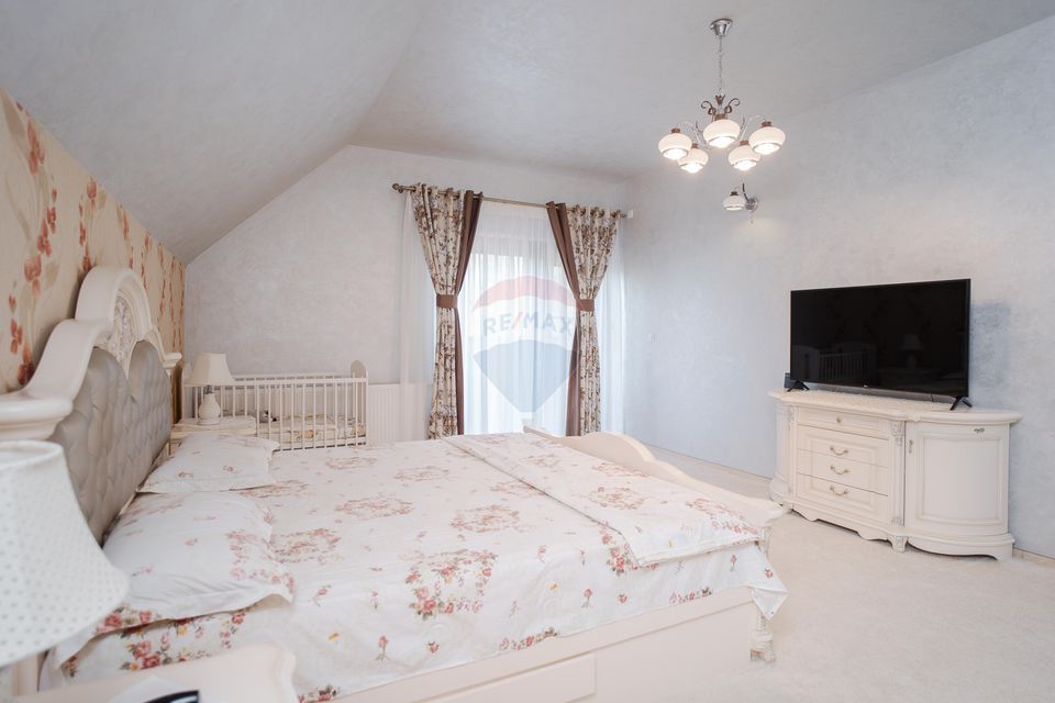 0% Comision - VILA de LUX de vânzare – Cu iaz natural