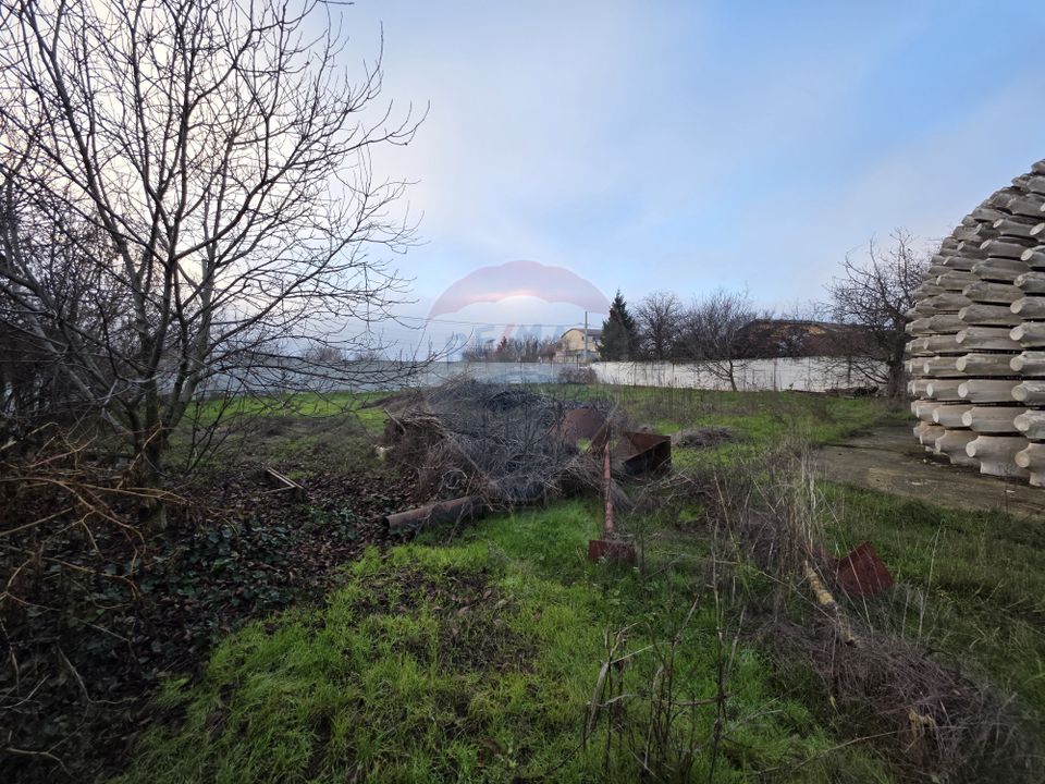 Teren de vanzare Strada Sculptorilor Giulesti, 1900 mp, deschidere 42m