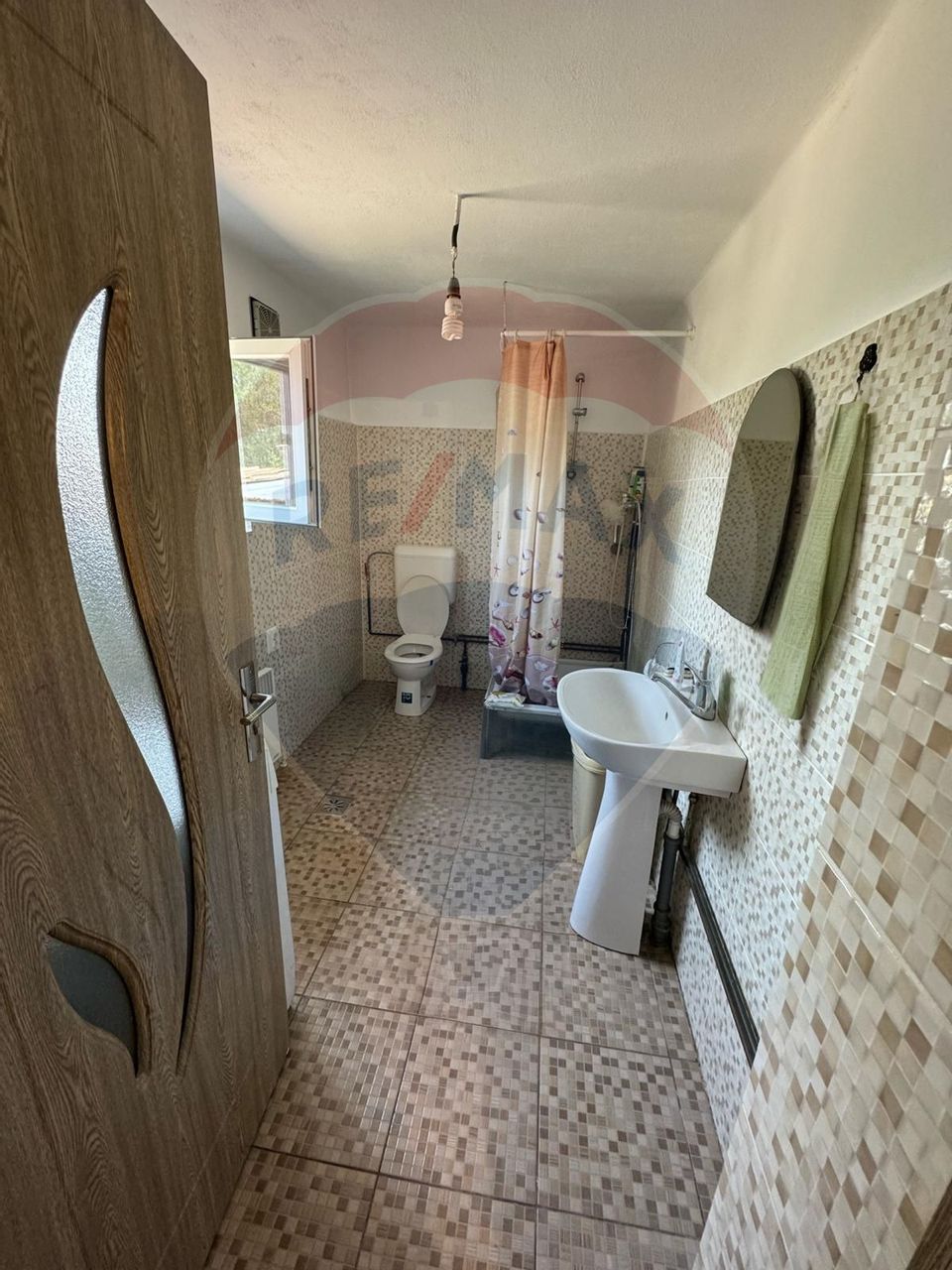 Casă 74 mp/ Predesti 1331 mp teren intravilan