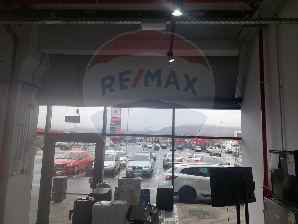 Preluare investitie–spatiu comercial amenajat in Complex Nest, Moinest