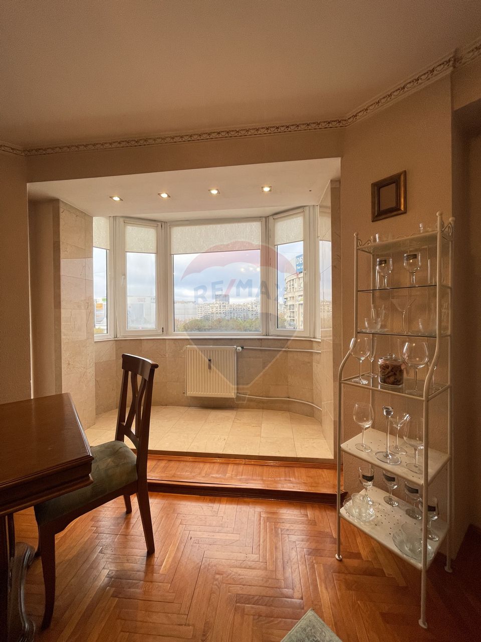 Apartament de inchiriat Horoscop,  Piata Unirii