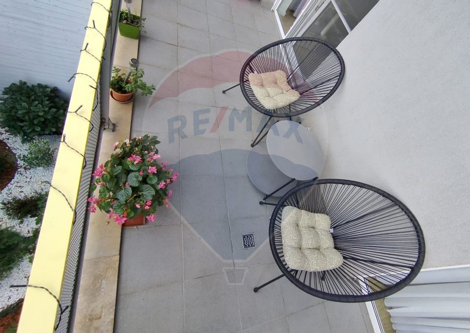 Apartment for rent 3 rooms + 2terraces + parking LUX Carol Park