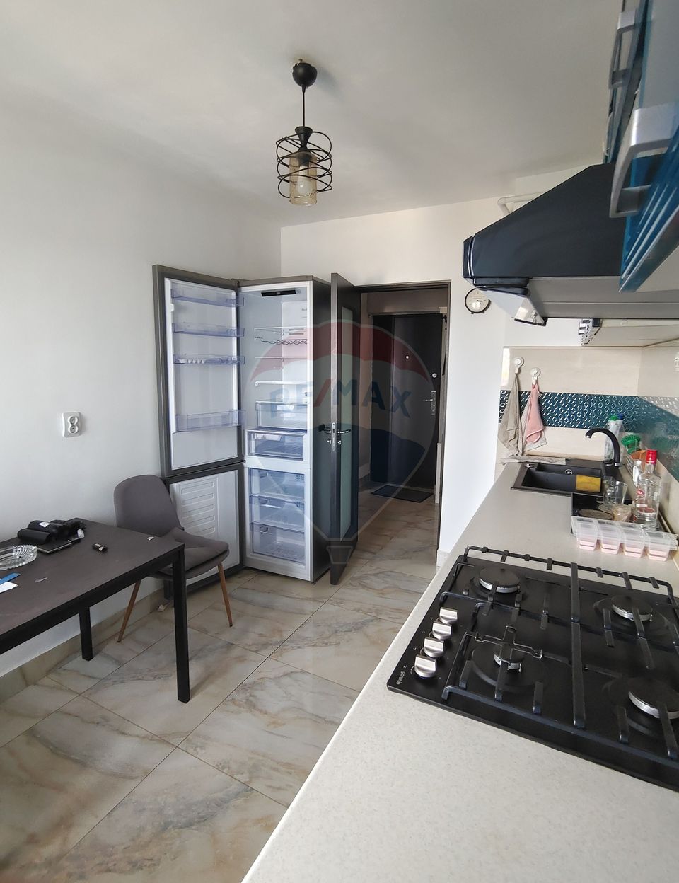 Apartament cu 4 camere de închiriat în zona 13 Septembrie - Rahova