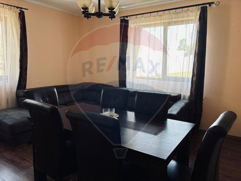 4 room House / Villa for sale