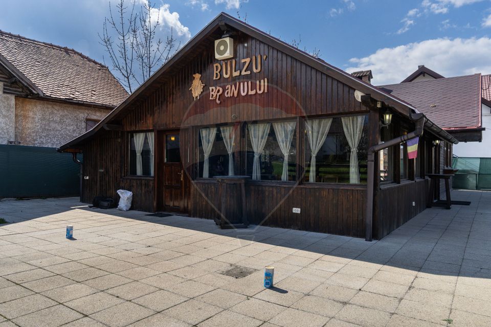 98sq.m Commercial Space for rent