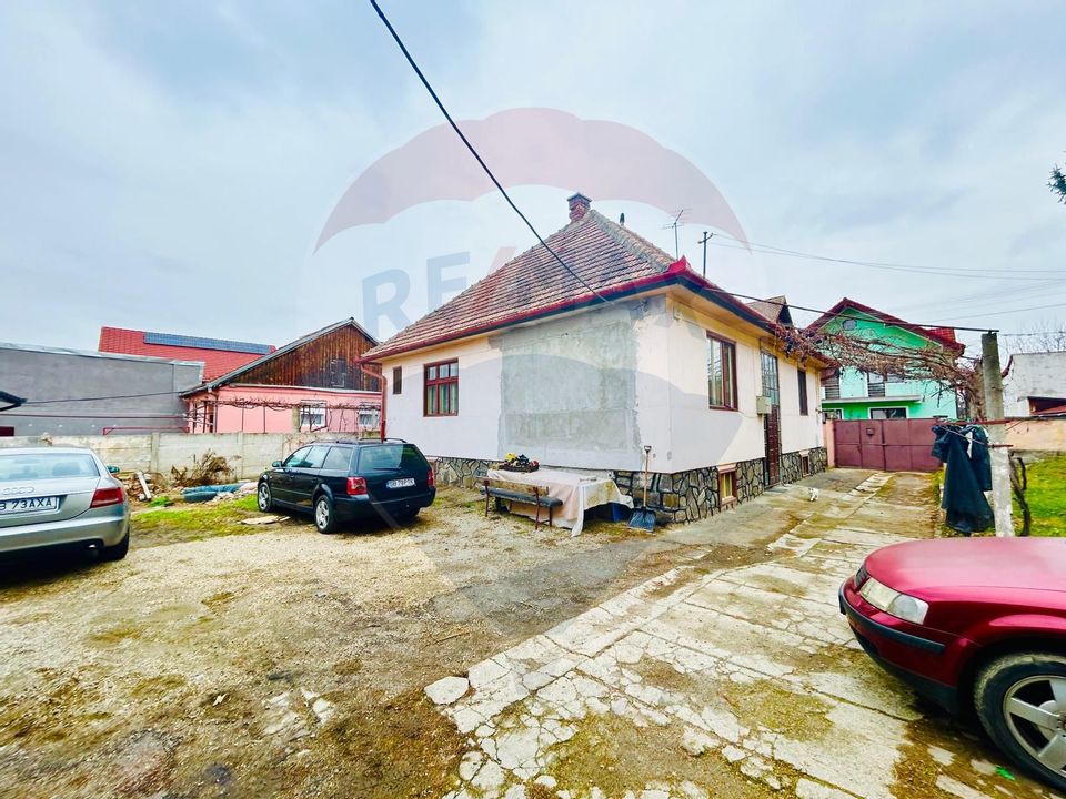 8 room House / Villa for sale, Turnisor area